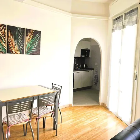 Gioia A 5m Da Maria Cecilia Hospital Lägenhet