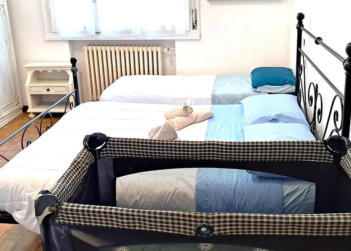 Gioia A 5m Da Maria Cecilia Hospital 아파트 루고